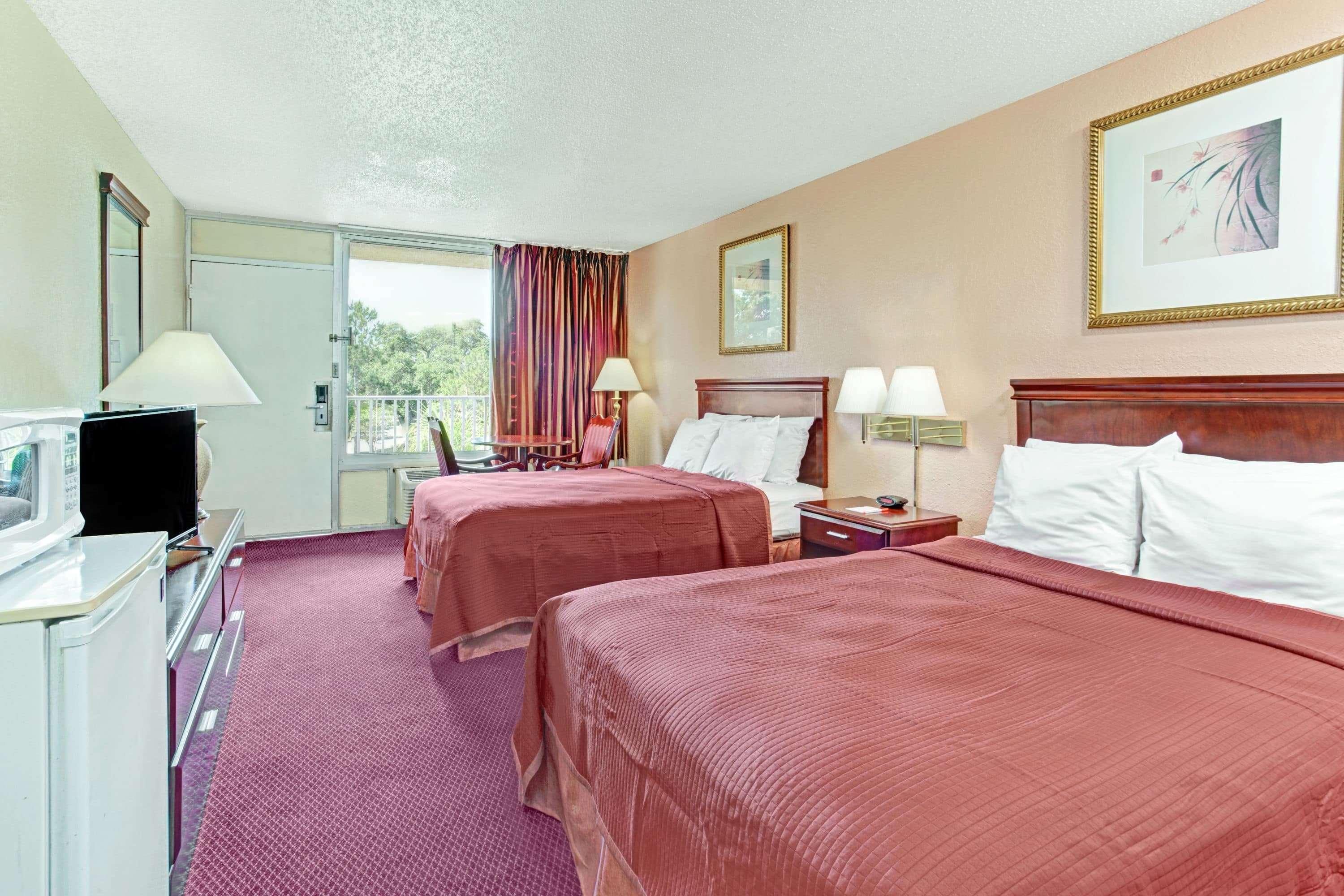 Howard Johnson By Wyndham Tropical Palms Kissimmee Extérieur photo