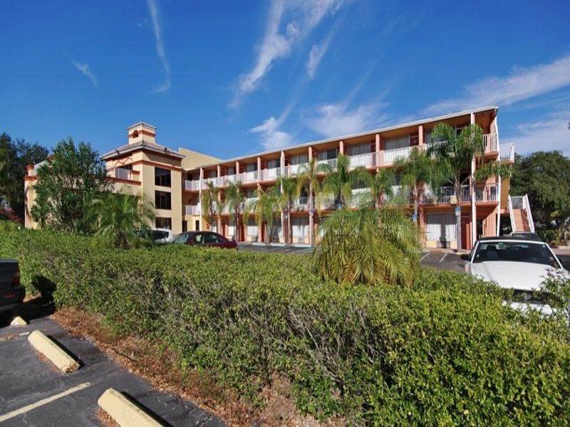 Howard Johnson By Wyndham Tropical Palms Kissimmee Extérieur photo
